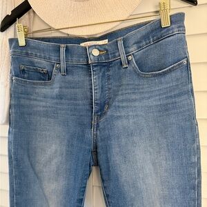 💙 Levi’s 312 SHAPING SLIM WOMEN'S JEANS Size 29 x 30